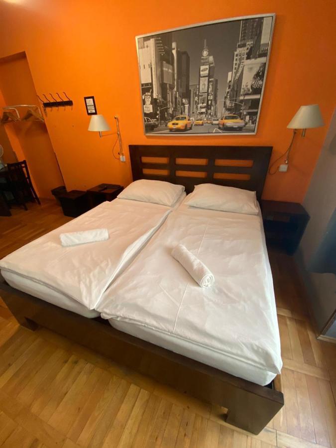 Central Station Studios Прага Экстерьер фото