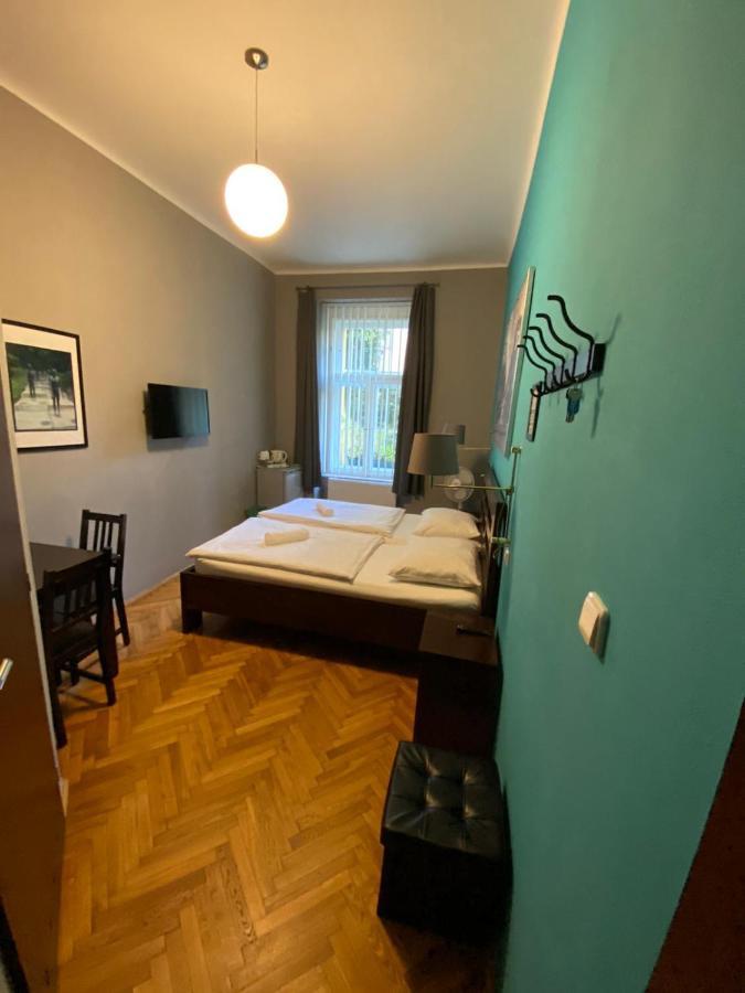 Central Station Studios Прага Экстерьер фото